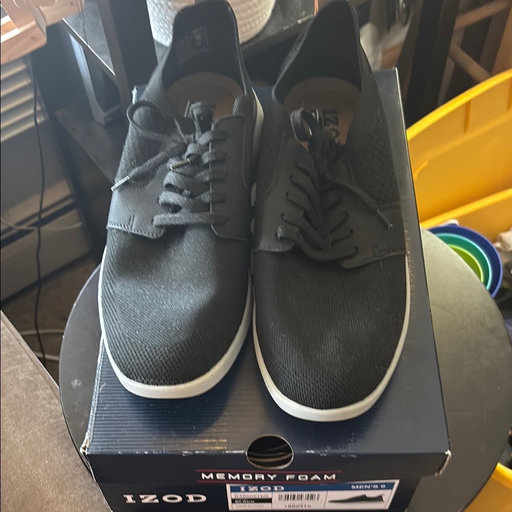 Izod Black Sneakers Casual Lifestyle